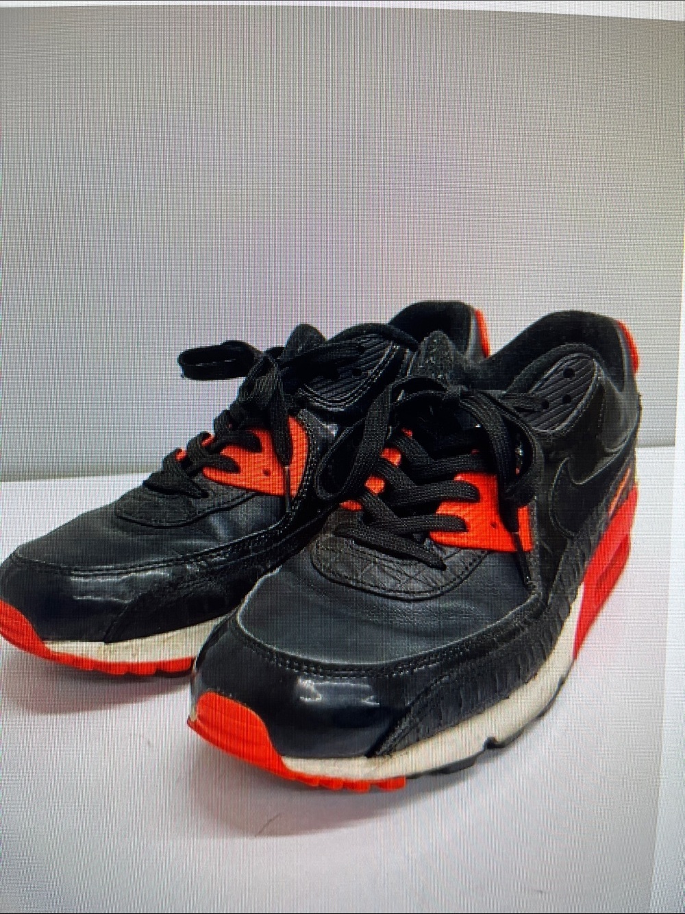 Nike Air Max 90 Black Croc Infrared 725235-006 US 11 Excellent condition.